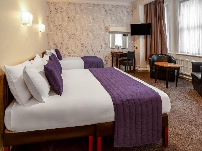 Heathlands Hotel image