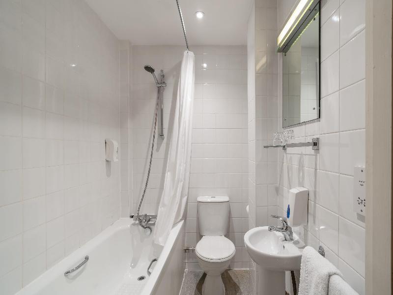 Heathlands Hotel image