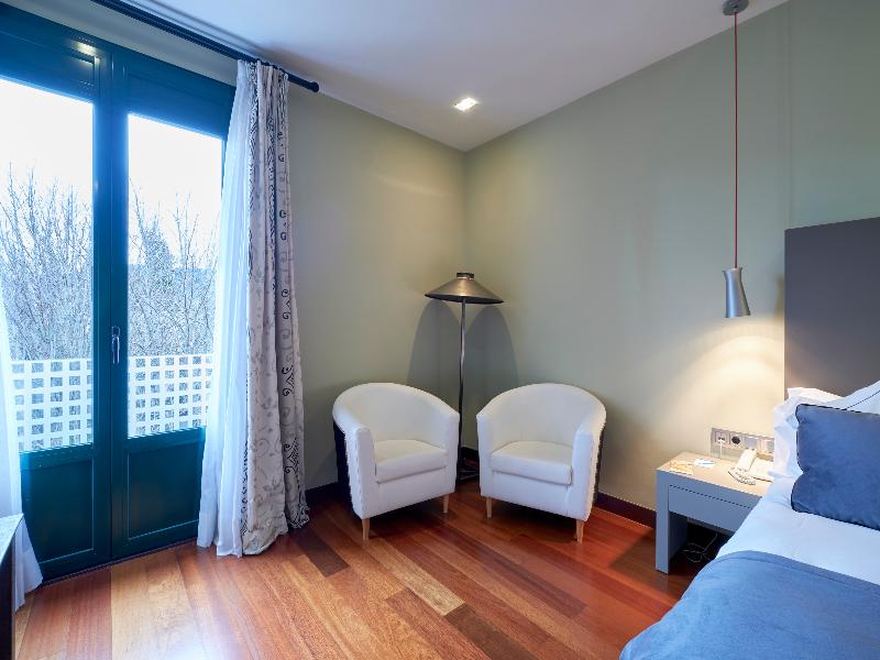 Hotel AR Isabel De Farnesio image