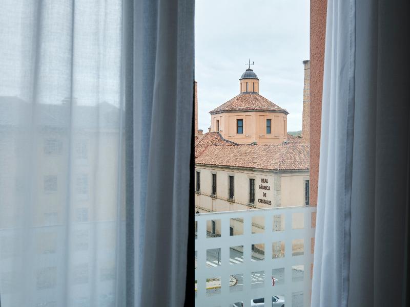 Hotel AR Isabel De Farnesio image