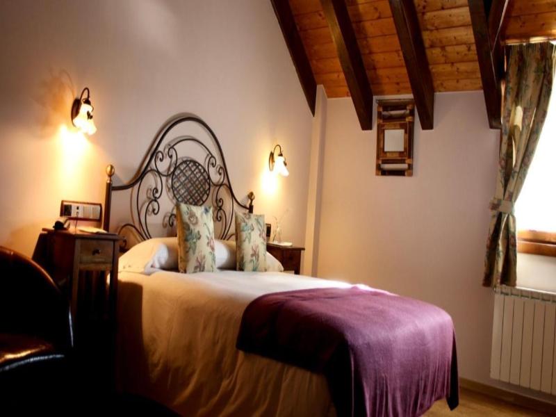 Casa Arcas image