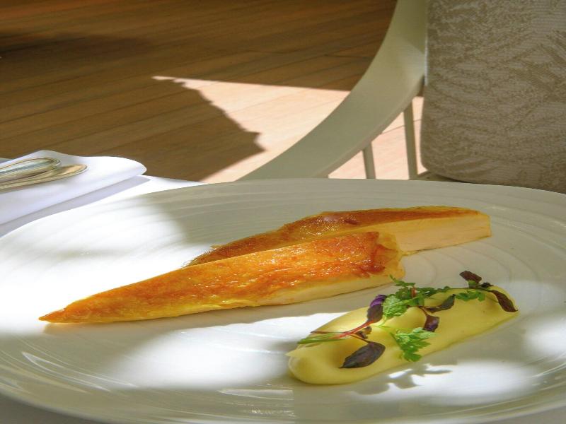 Renaissance Paris Le Parc Trocadero Hotel image