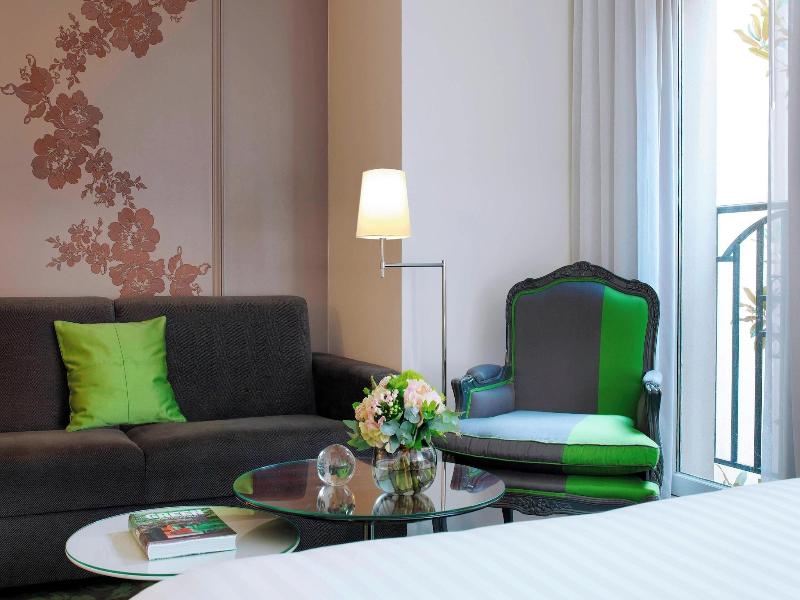 Renaissance Paris Le Parc Trocadero Hotel image