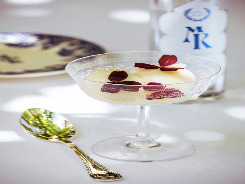 Renaissance Paris Le Parc Trocadero Hotel image
