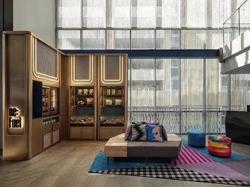 Aloft Bangkok - Sukhumvit 11 image