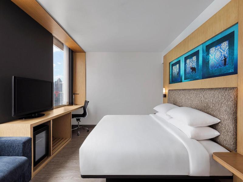 Aloft Bangkok - Sukhumvit 11 image
