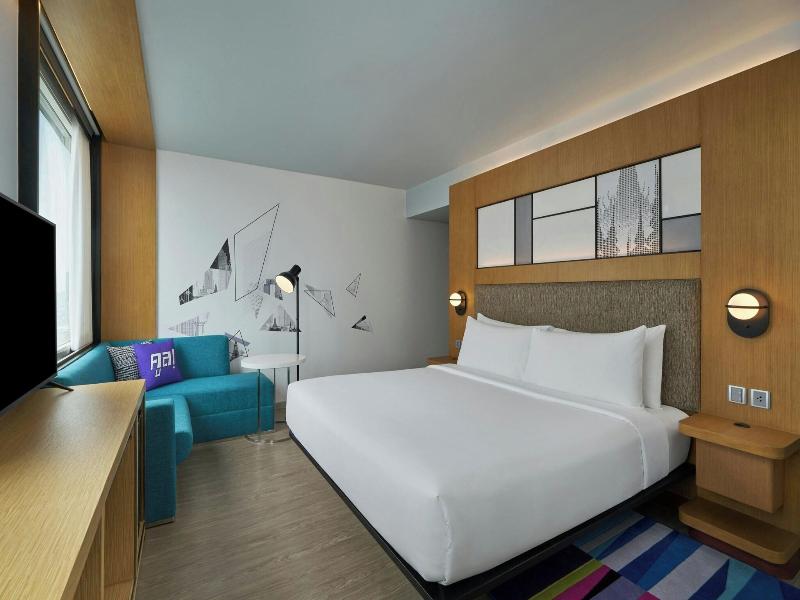 Aloft Bangkok - Sukhumvit 11 image