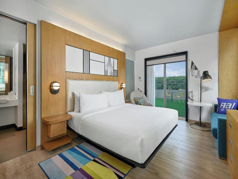 Aloft Bangkok - Sukhumvit 11 image