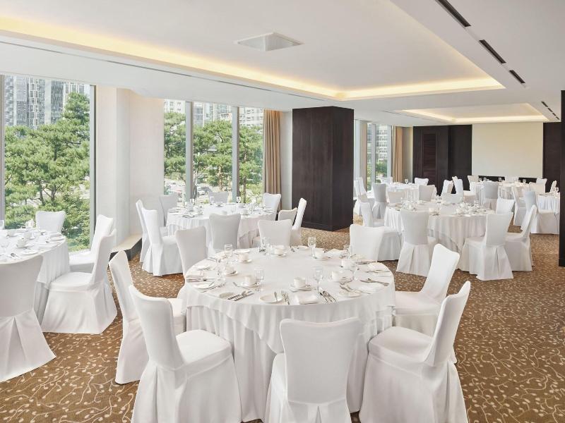 Sheraton Grand Incheon Hotel image