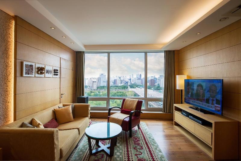 Yeouido Park Centre, Marriott Executive Apartments image