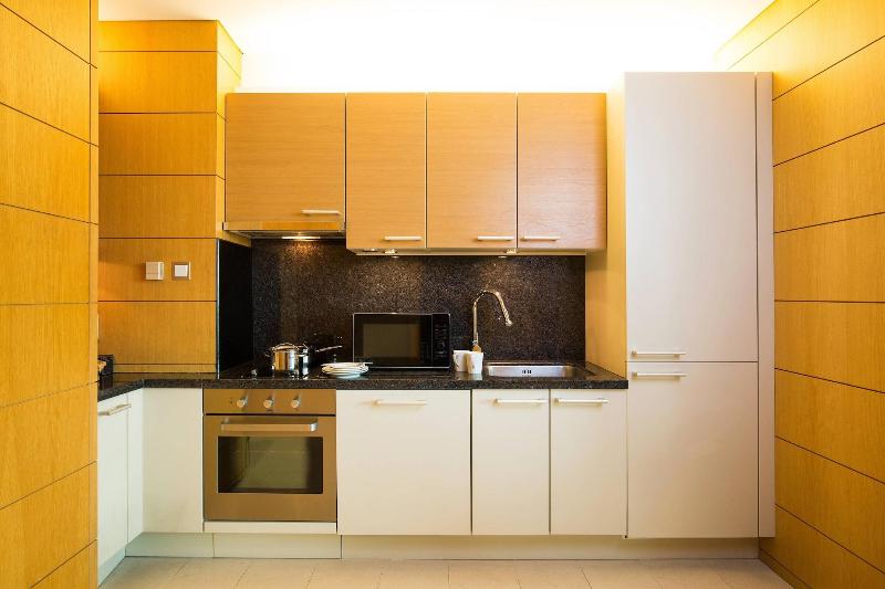 Yeouido Park Centre, Marriott Executive Apartments image