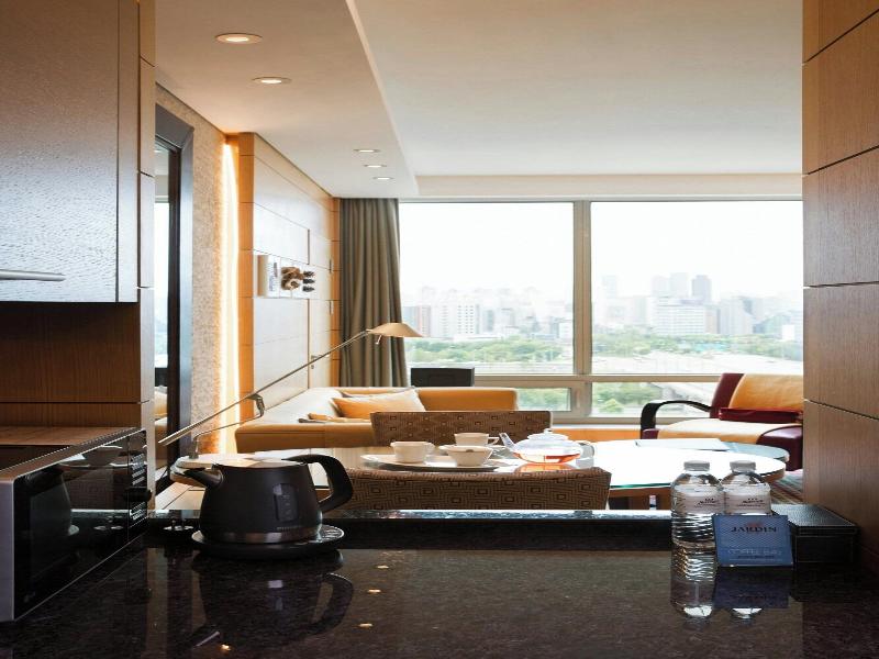 Yeouido Park Centre, Marriott Executive Apartments image