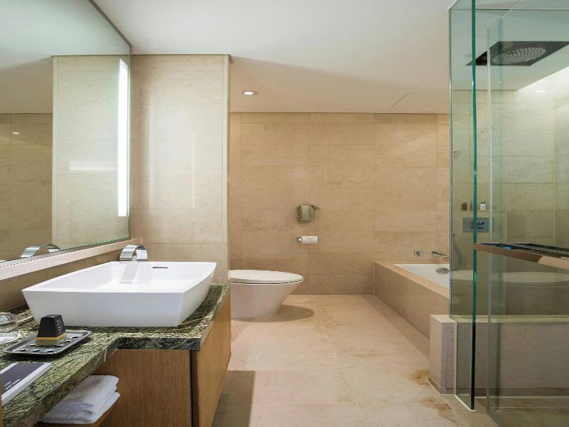 Yeouido Park Centre, Marriott Executive Apartments image
