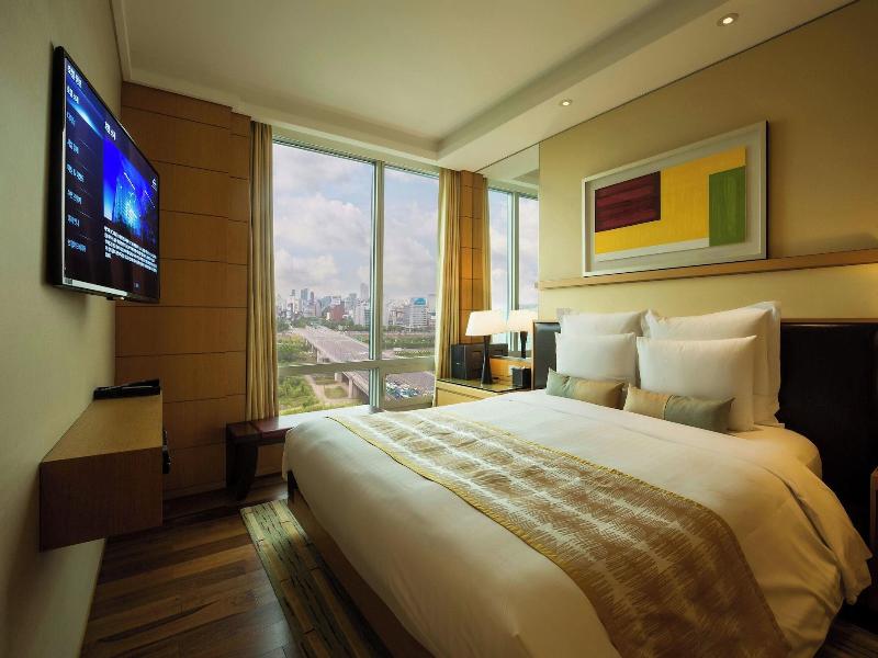 Yeouido Park Centre, Marriott Executive Apartments image