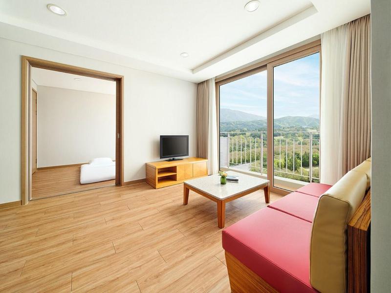 Hanwha Resort Gyeongju image