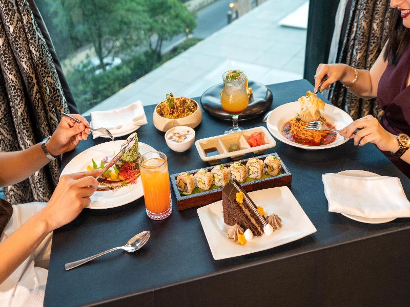 Radisson Blu Hotel New Delhi Paschim Vihar image