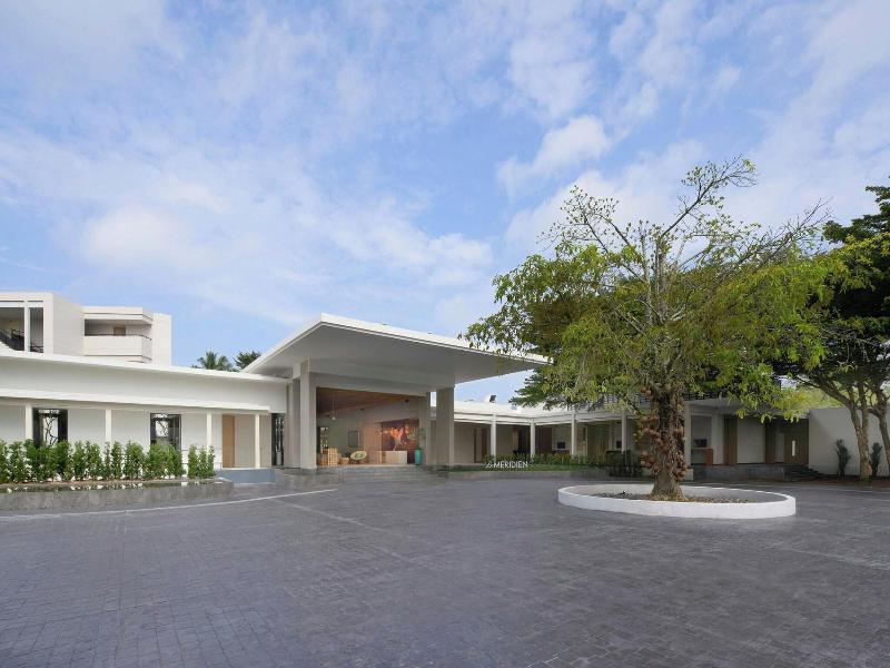 Le Méridien Phuket Mai Khao Beach Resort image