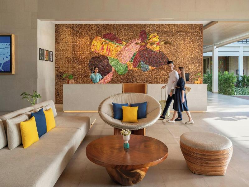 Le Méridien Phuket Mai Khao Beach Resort image