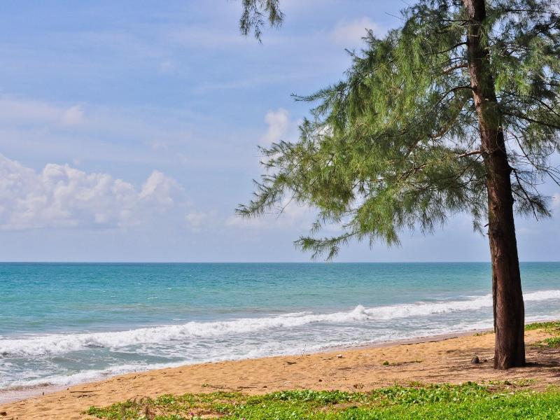 Le Méridien Phuket Mai Khao Beach Resort image