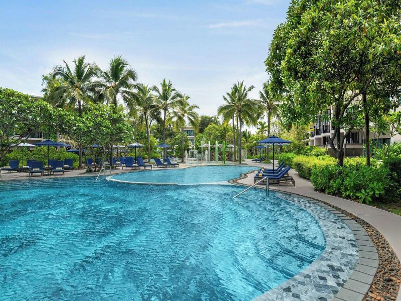 Le Méridien Phuket Mai Khao Beach Resort image