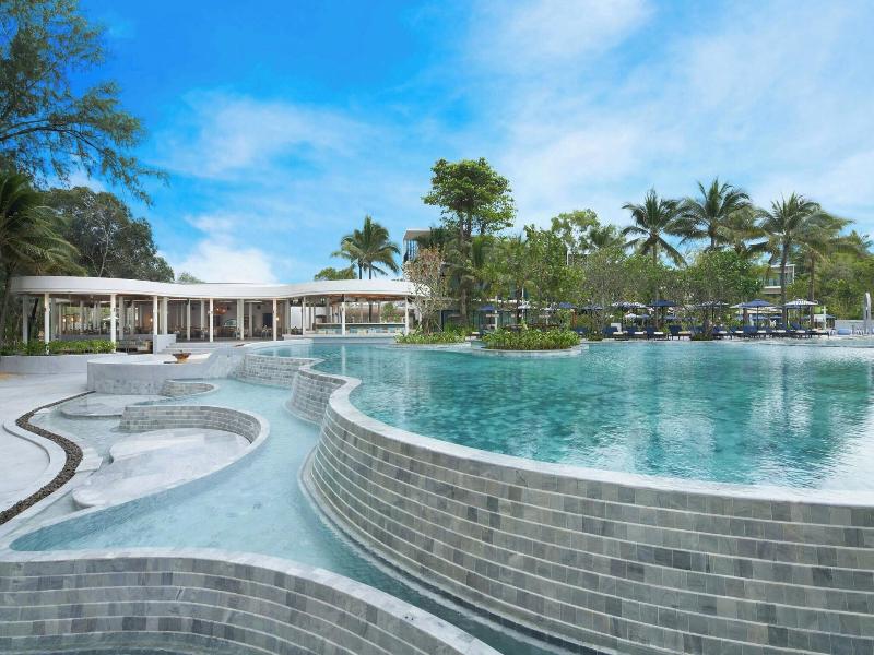 Le Méridien Phuket Mai Khao Beach Resort image