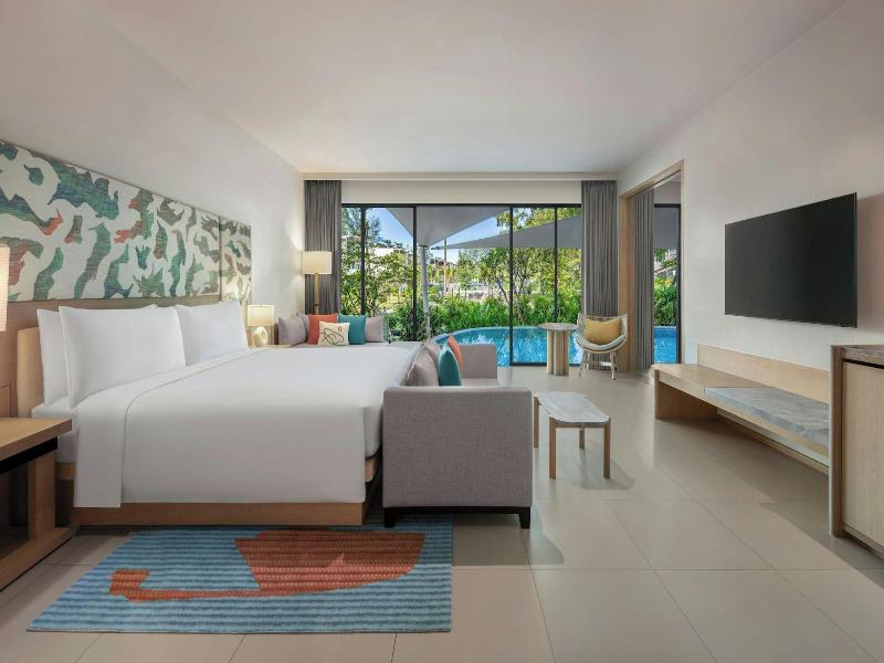 Le Méridien Phuket Mai Khao Beach Resort image