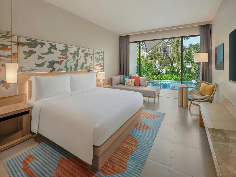 Le Méridien Phuket Mai Khao Beach Resort image