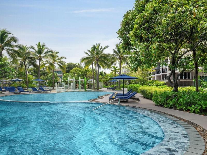 Le Méridien Phuket Mai Khao Beach Resort image