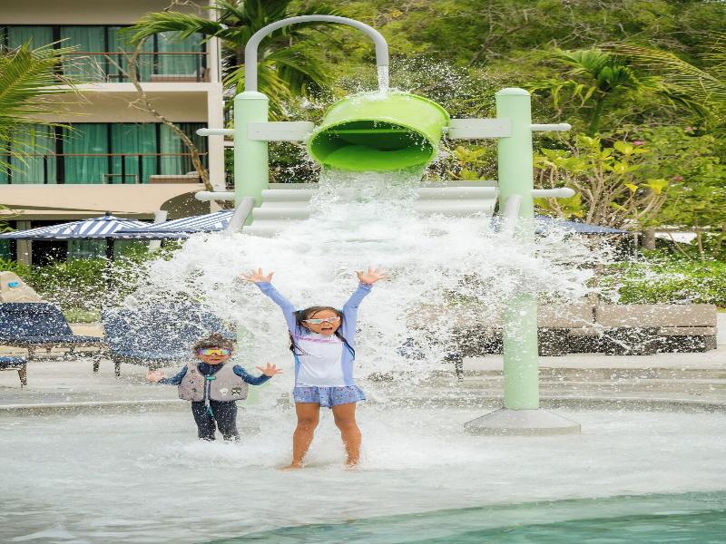 Le Méridien Phuket Mai Khao Beach Resort image