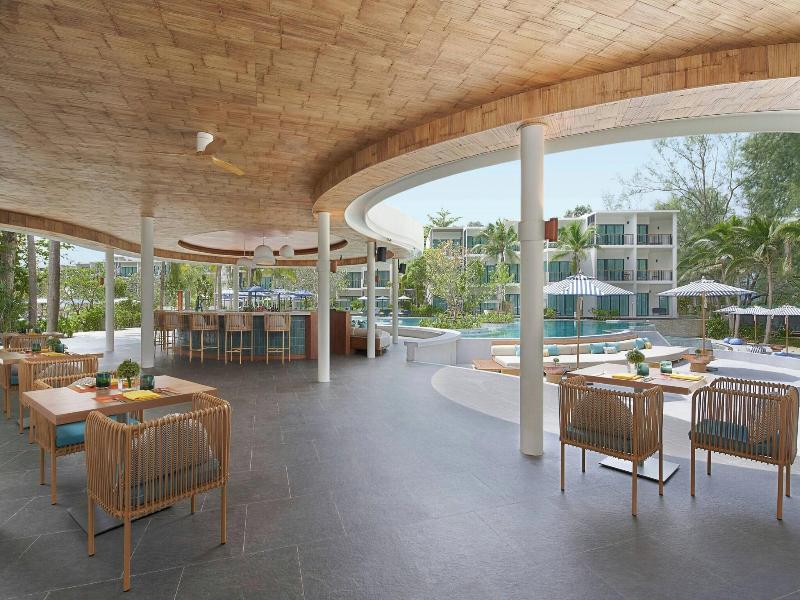 Le Méridien Phuket Mai Khao Beach Resort image
