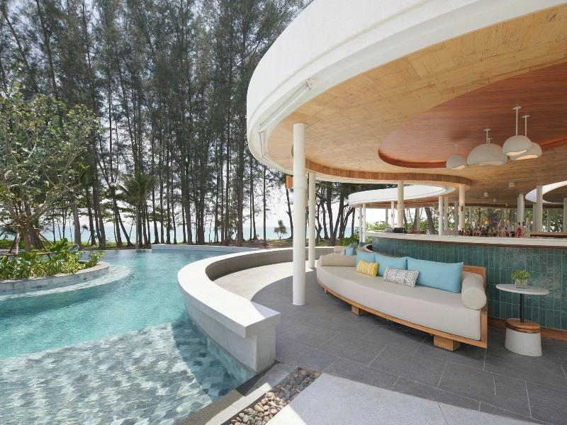 Le Méridien Phuket Mai Khao Beach Resort image