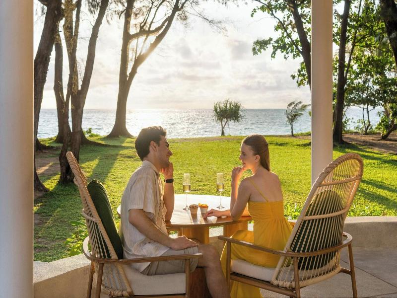 Le Méridien Phuket Mai Khao Beach Resort image