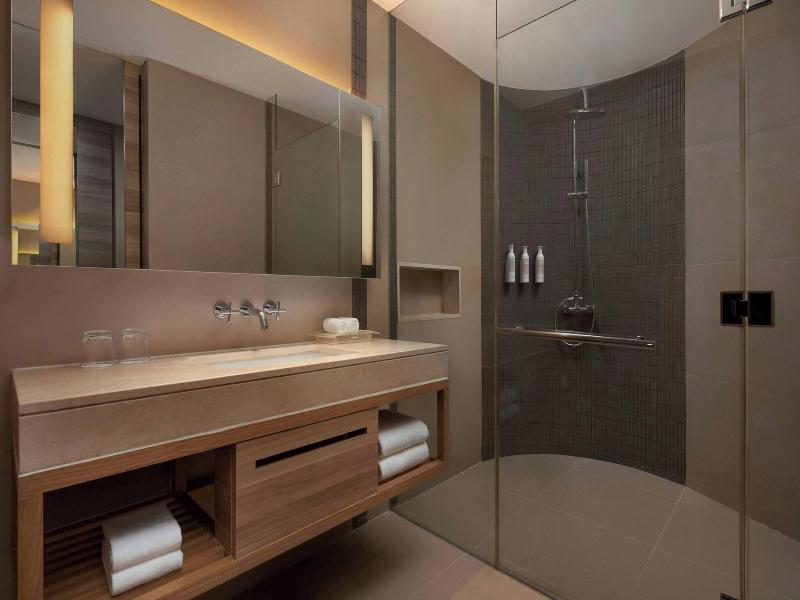 Le Méridien Phuket Mai Khao Beach Resort image