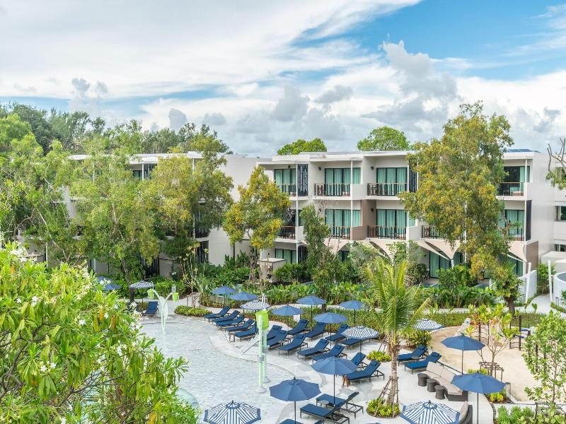 Le Méridien Phuket Mai Khao Beach Resort image