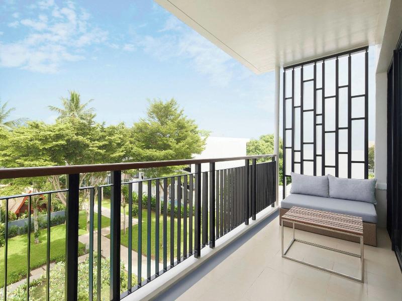 Le Méridien Phuket Mai Khao Beach Resort image