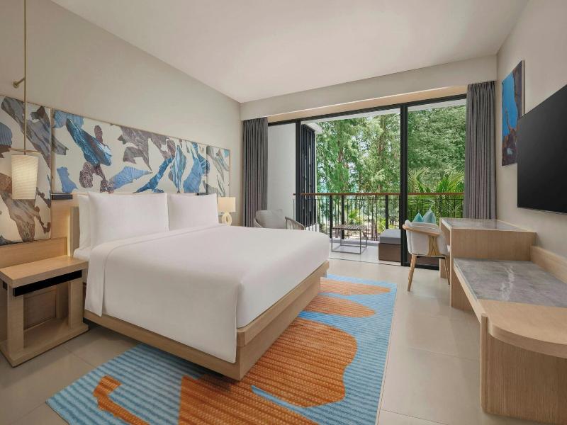 Le Méridien Phuket Mai Khao Beach Resort image