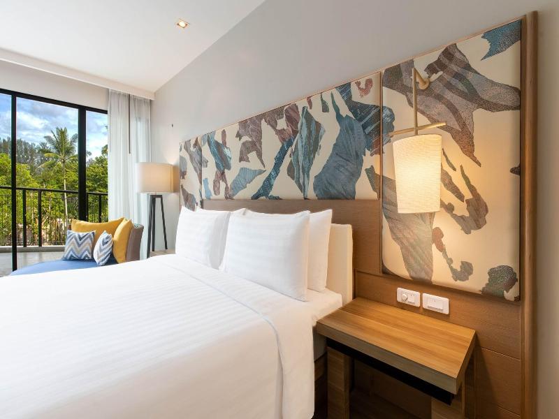 Le Méridien Phuket Mai Khao Beach Resort image