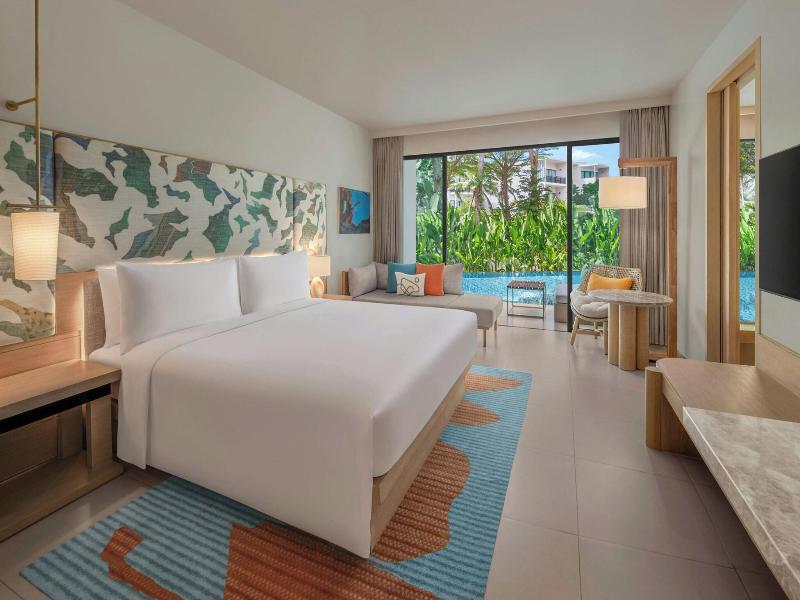 Le Méridien Phuket Mai Khao Beach Resort image