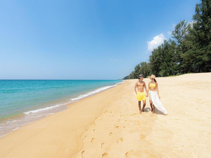 Le Méridien Phuket Mai Khao Beach Resort image