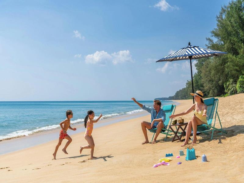 Le Méridien Phuket Mai Khao Beach Resort image