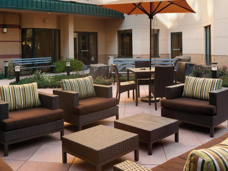 Courtyard Jersey City Newport image