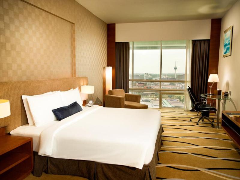 The Zenith Hotel image