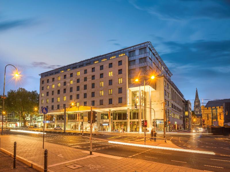 Dorint Hotel Am Heumarkt Köln image