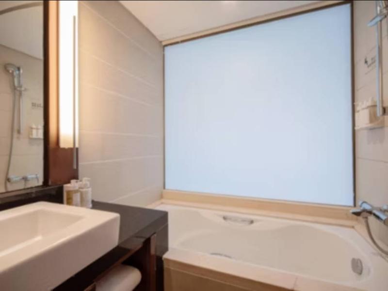 Holiday Inn City Centre Qingdao image