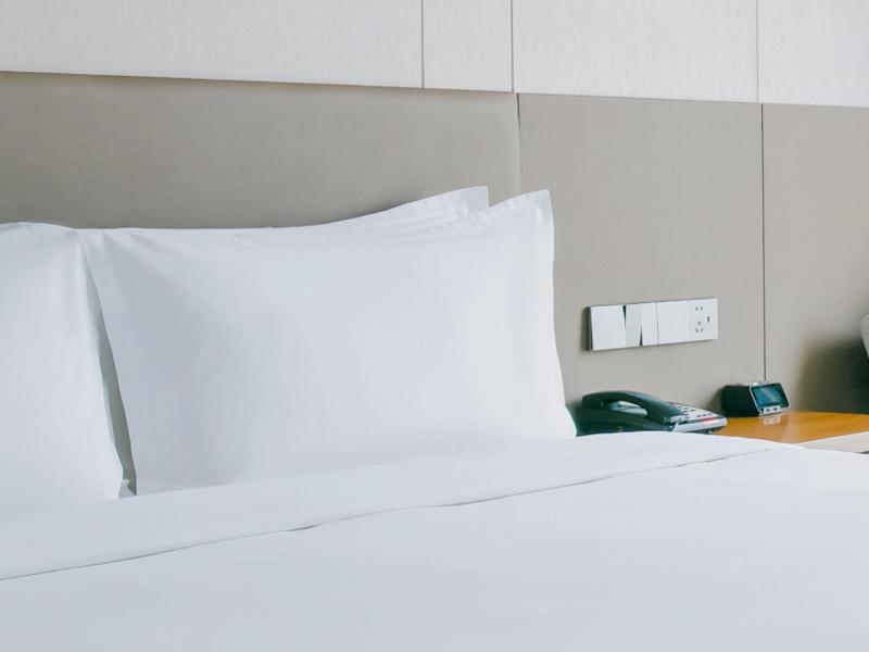 Holiday Inn City Centre Qingdao image