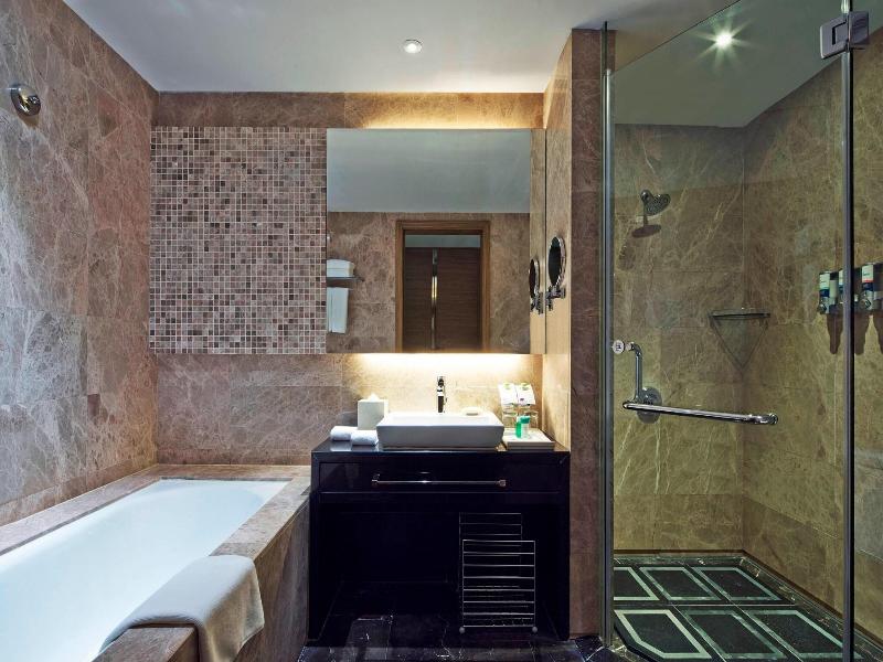 Four Points By Sheraton Qingdao Chengyang image