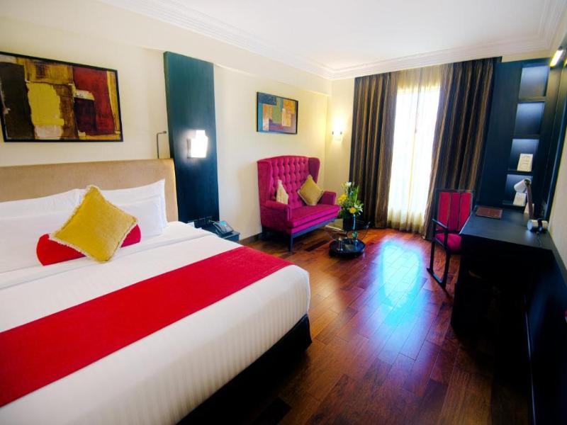 Sterlings Mac Hotel Bangalore image