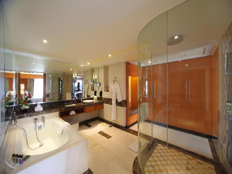 Gokulam Grand Hotel and Spa, Bangalore image