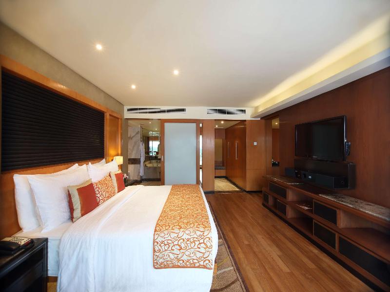 Gokulam Grand Hotel and Spa, Bangalore image