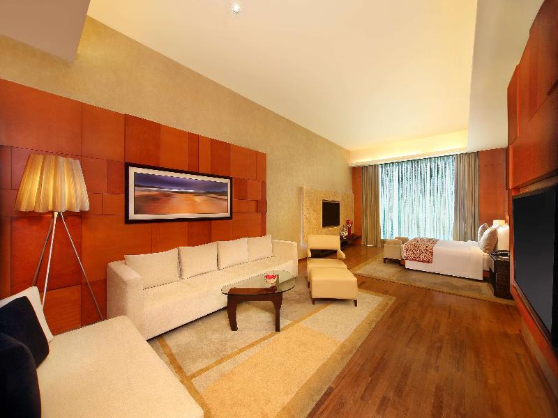 Gokulam Grand Hotel and Spa, Bangalore image
